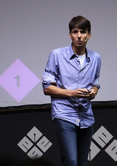 Jeroen Sangers presentando